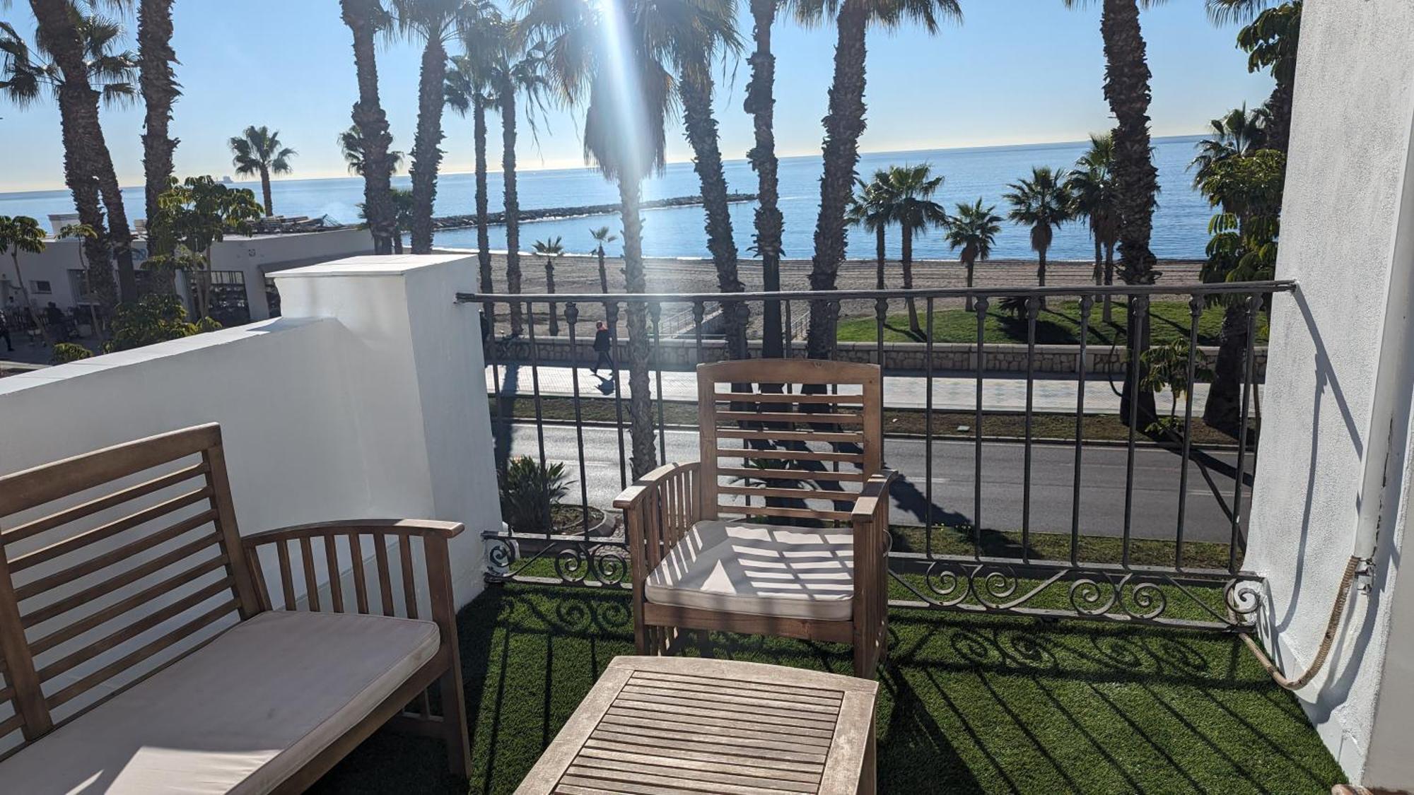 Apartamento Con Encanto En Primera Linea De Playa Málaga Kültér fotó