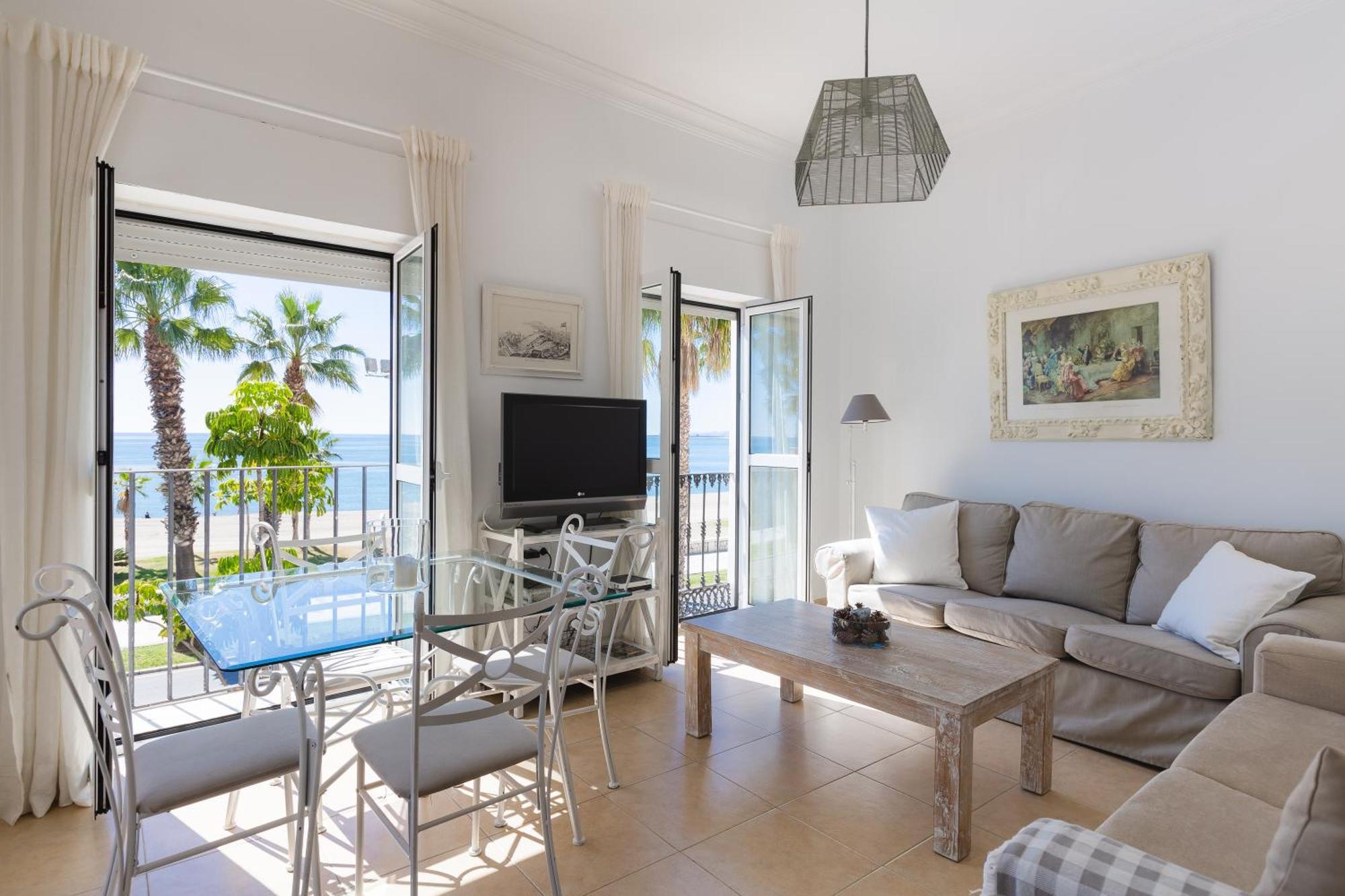 Apartamento Con Encanto En Primera Linea De Playa Málaga Kültér fotó