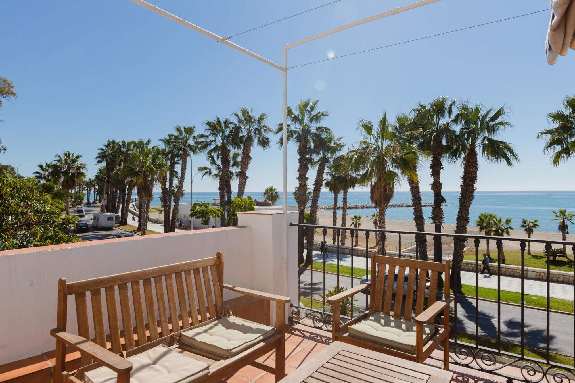 Apartamento Con Encanto En Primera Linea De Playa Málaga Kültér fotó